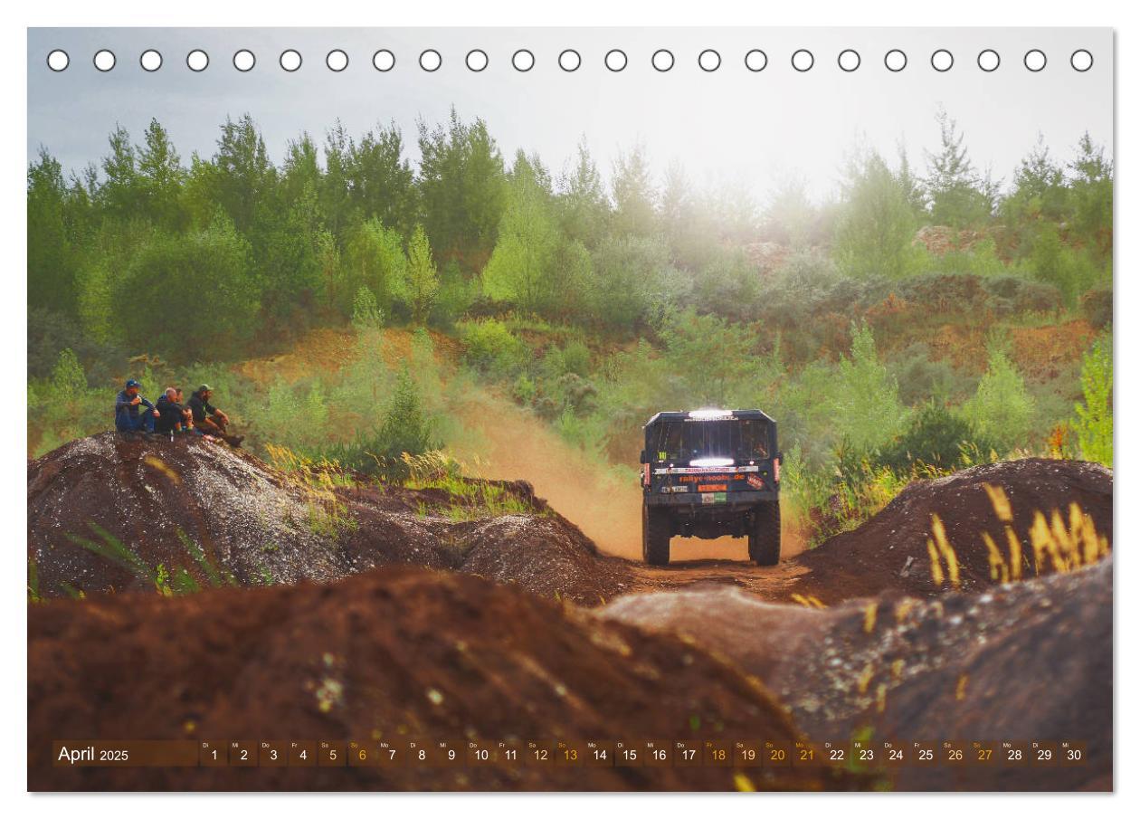 Bild: 9783435405787 | RALLYE RAID (Tischkalender 2025 DIN A5 quer), CALVENDO Monatskalender