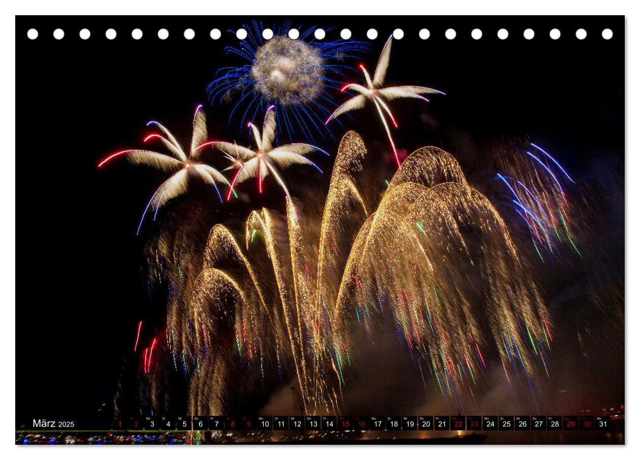 Bild: 9783435062140 | Feuerwerk - Kunstwerke am Himmel (Tischkalender 2025 DIN A5 quer),...