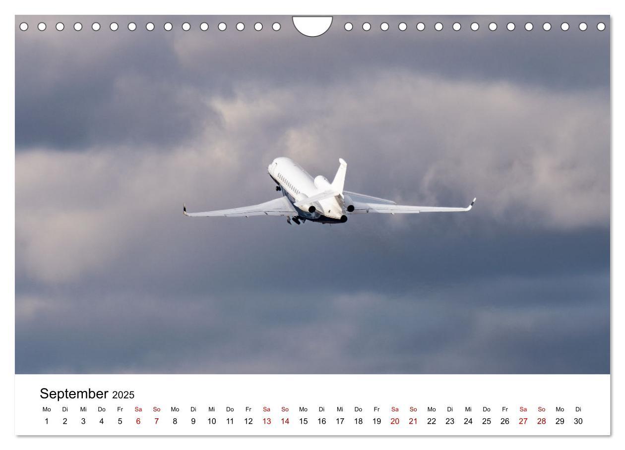 Bild: 9783457220283 | Die Welt der Privatjets (Wandkalender 2025 DIN A4 quer), CALVENDO...