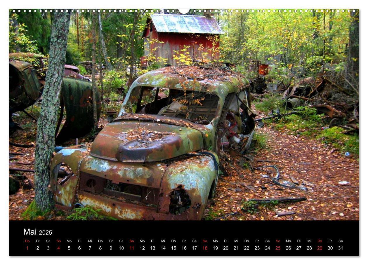 Bild: 9783435750801 | Schrottautos im Kyrkö Mosse (Wandkalender 2025 DIN A2 quer),...