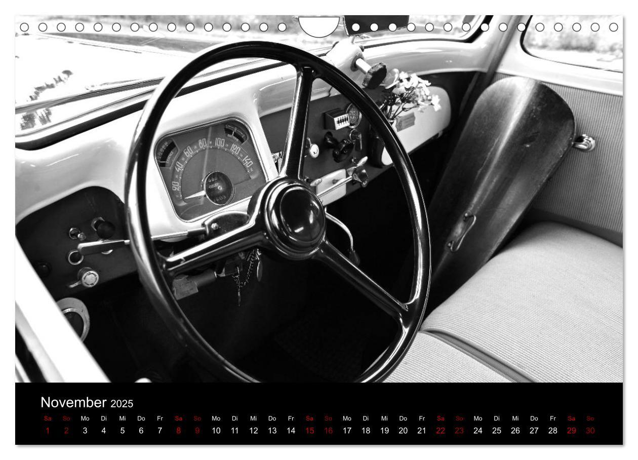 Bild: 9783435437290 | Citroën 11 CV Traction Avant in schwarzweiss (Wandkalender 2025 DIN...