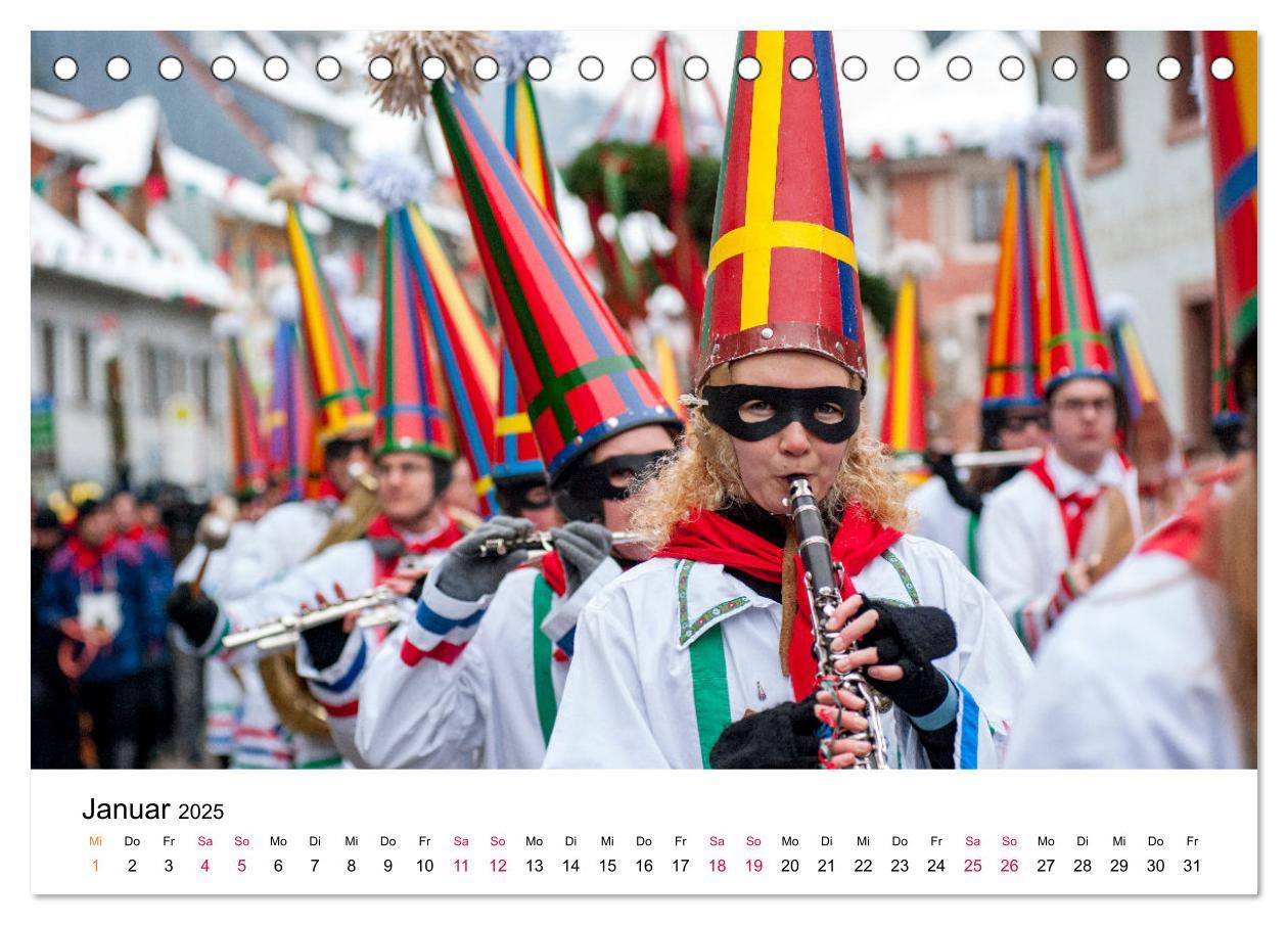 Bild: 9783435105052 | Die Elzacher Fastnacht (Tischkalender 2025 DIN A5 quer), CALVENDO...