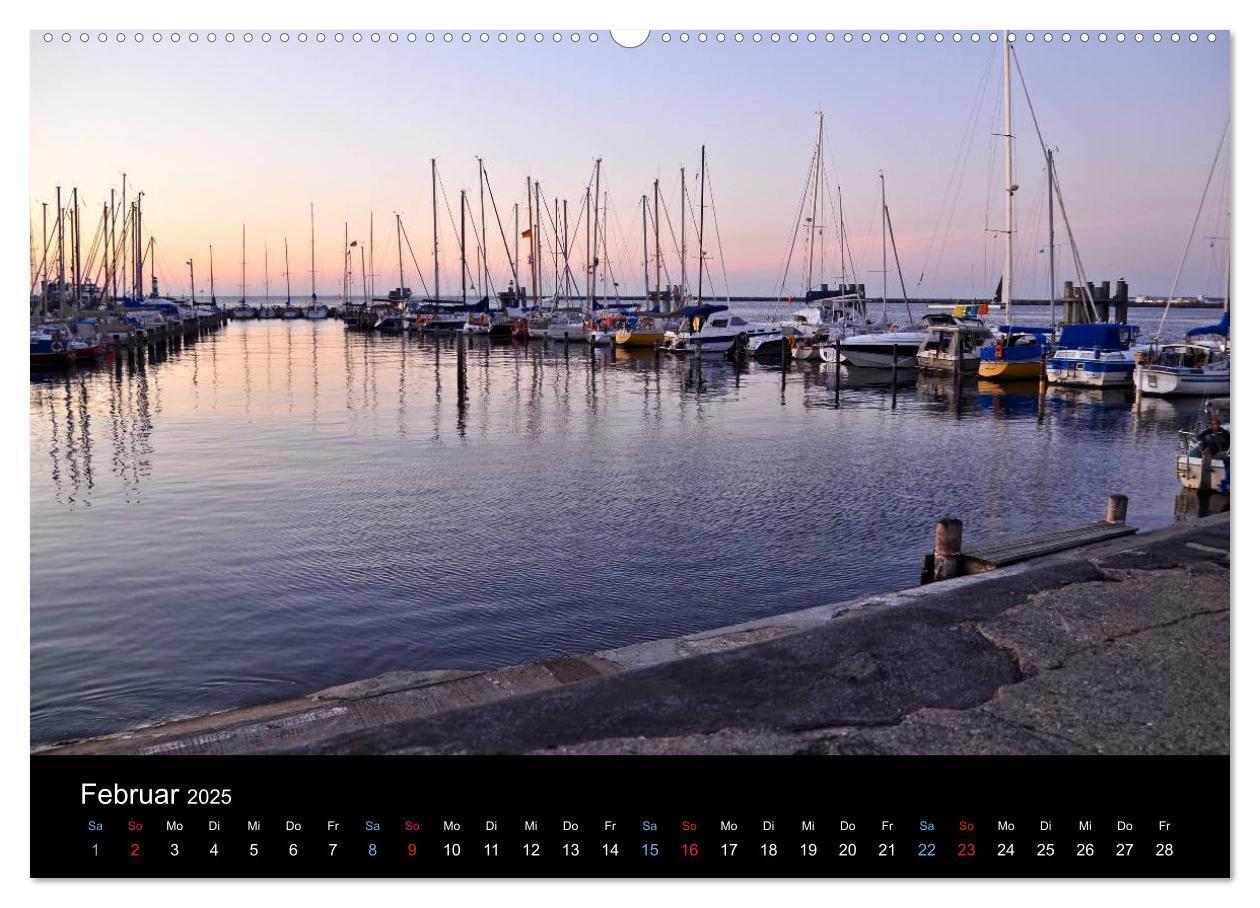 Bild: 9783435707713 | Warnemünde - Maritime Landschaften (Wandkalender 2025 DIN A2 quer),...