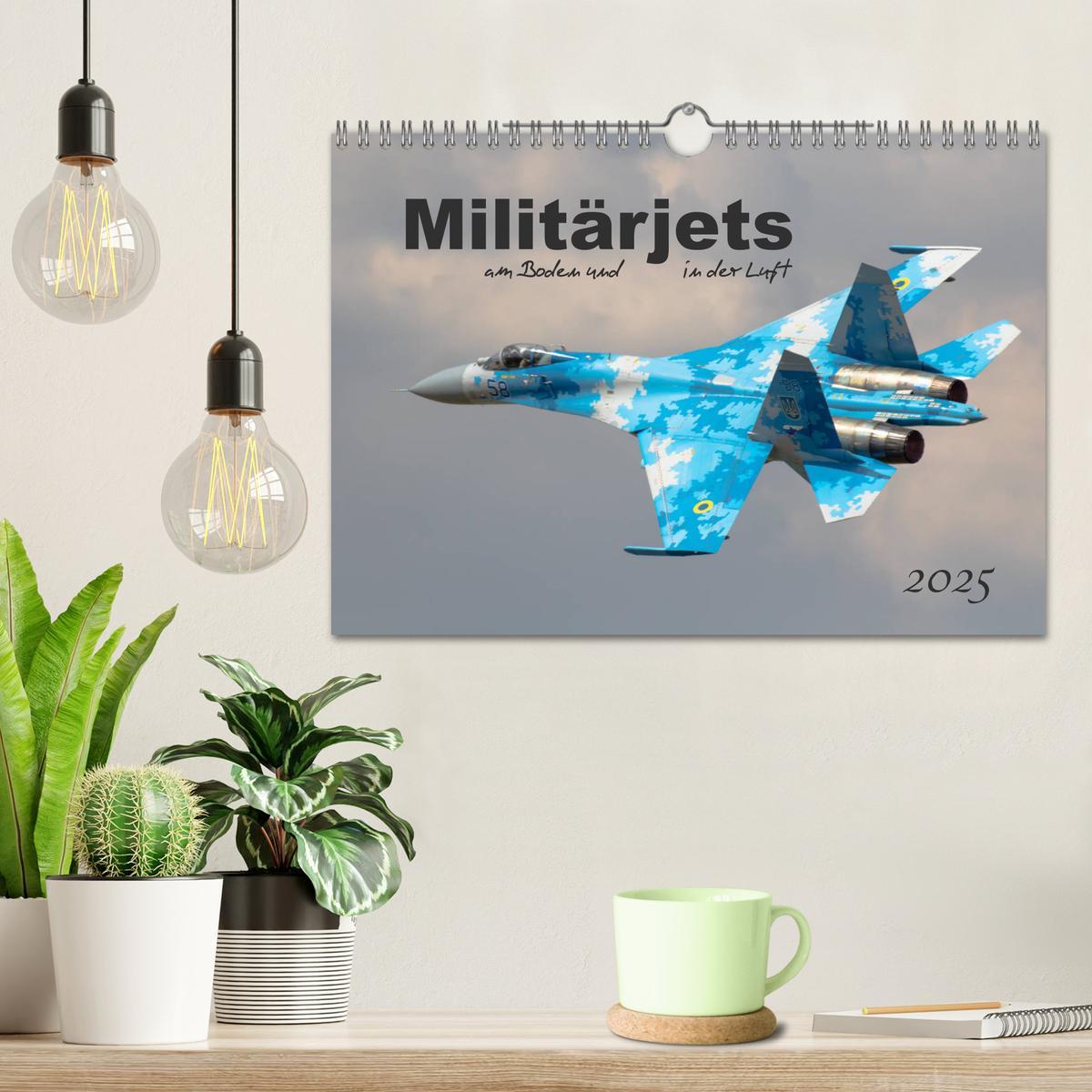 Bild: 9783435297399 | Militärjets am Boden und in der Luft (Wandkalender 2025 DIN A4...