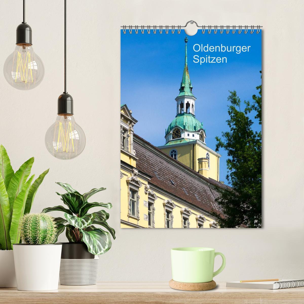 Bild: 9783457010358 | Oldenburger Spitzen (Wandkalender 2025 DIN A4 hoch), CALVENDO...