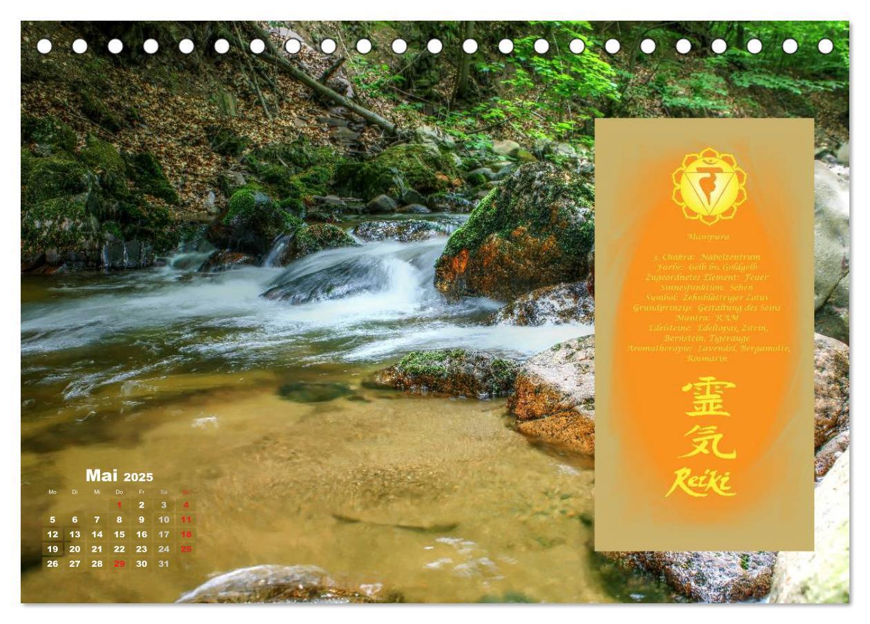 Bild: 9783435601394 | REIKI - Chakrameditation (Tischkalender 2025 DIN A5 quer), CALVENDO...