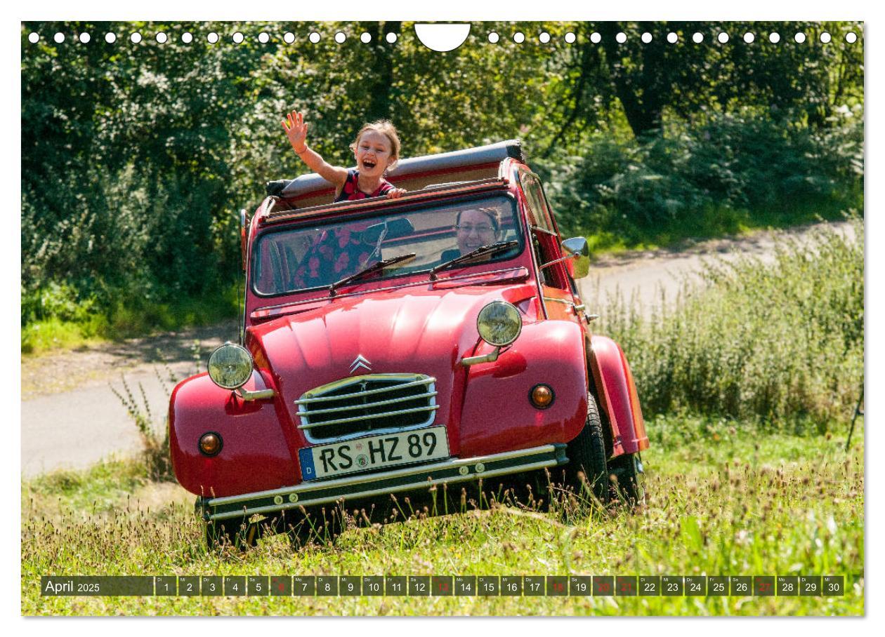 Bild: 9783435188116 | Citroën 2 CV - Zum Kippen zu schade (Wandkalender 2025 DIN A4...