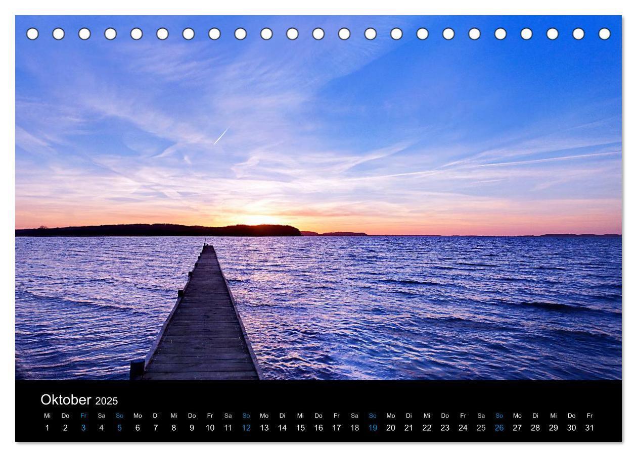 Bild: 9783435796731 | Sonnenuntergänge (Tischkalender 2025 DIN A5 quer), CALVENDO...