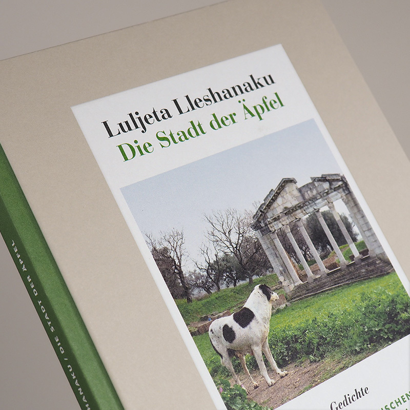 Bild: 9783446270800 | Die Stadt der Äpfel | Gedichte. Edition Lyrik Kabinett | Lleshanaku