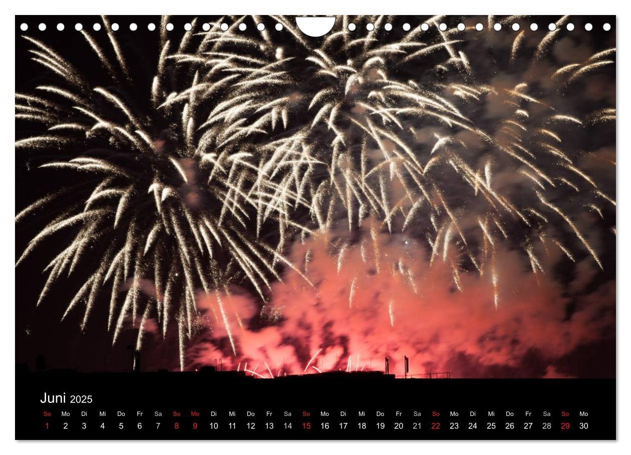 Bild: 9783435790180 | Feuerwerk (Wandkalender 2025 DIN A4 quer), CALVENDO Monatskalender