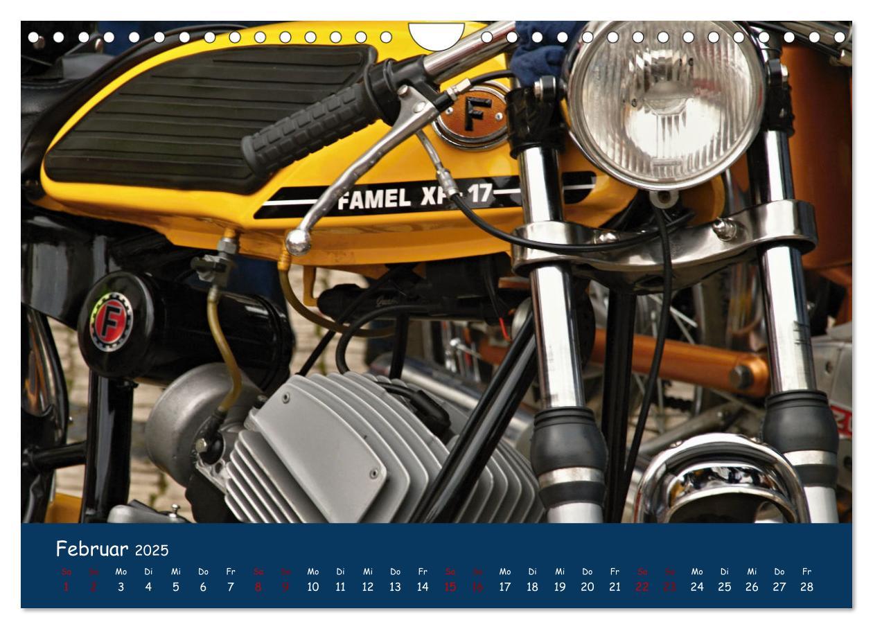 Bild: 9783435011032 | Vintage Mopeds (Wandkalender 2025 DIN A4 quer), CALVENDO...