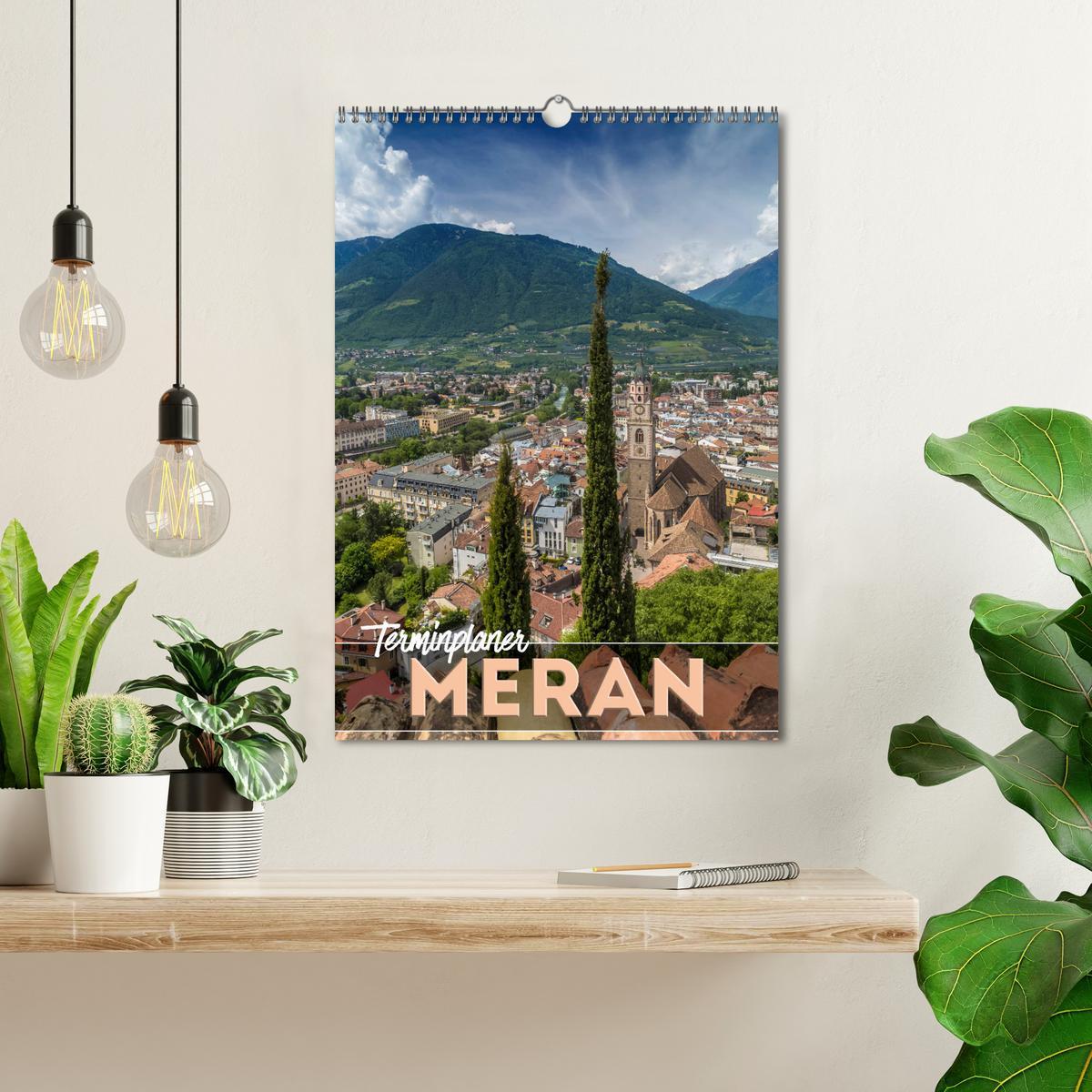 Bild: 9783457001721 | MERAN Terminplaner (Wandkalender 2025 DIN A3 hoch), CALVENDO...