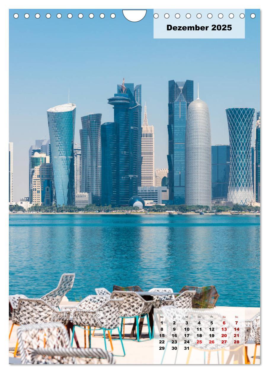 Bild: 9783435946006 | Doha Leuchtende Hauptstadt von Katar (Wandkalender 2025 DIN A4...