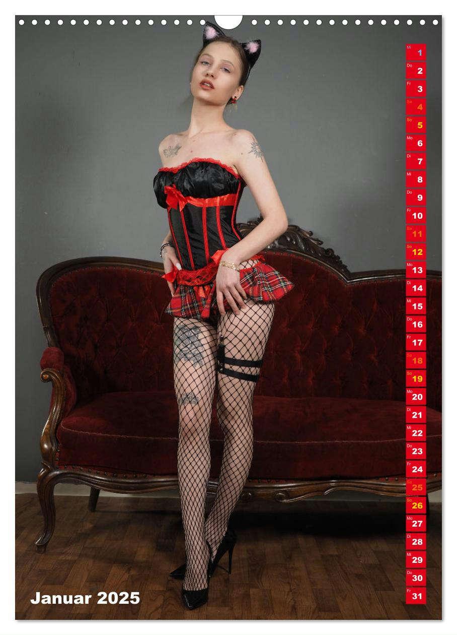 Bild: 9783435902811 | Living Doll - Fetish Flexi Girls (Wandkalender 2025 DIN A3 hoch),...