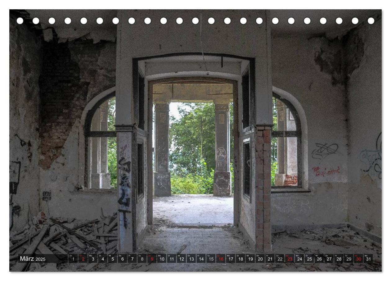 Bild: 9783435798063 | Lost Places in Deutschland 2025 (Tischkalender 2025 DIN A5 quer),...