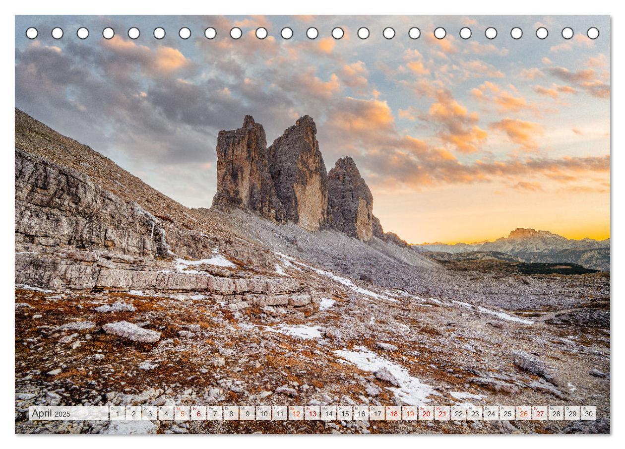 Bild: 9783383996672 | Bergwanderung Dolomiten rund um die Drei Zinnen (Tischkalender 2025...