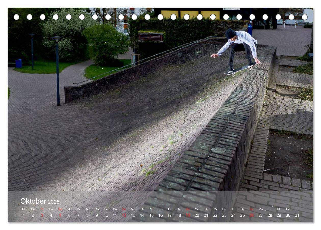 Bild: 9783435752386 | THIS IS SKATEBOARDING 2025 (Tischkalender 2025 DIN A5 quer),...