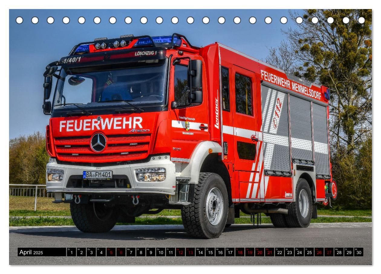 Bild: 9783435036080 | Feuerwehrfahrzeuge (Tischkalender 2025 DIN A5 quer), CALVENDO...