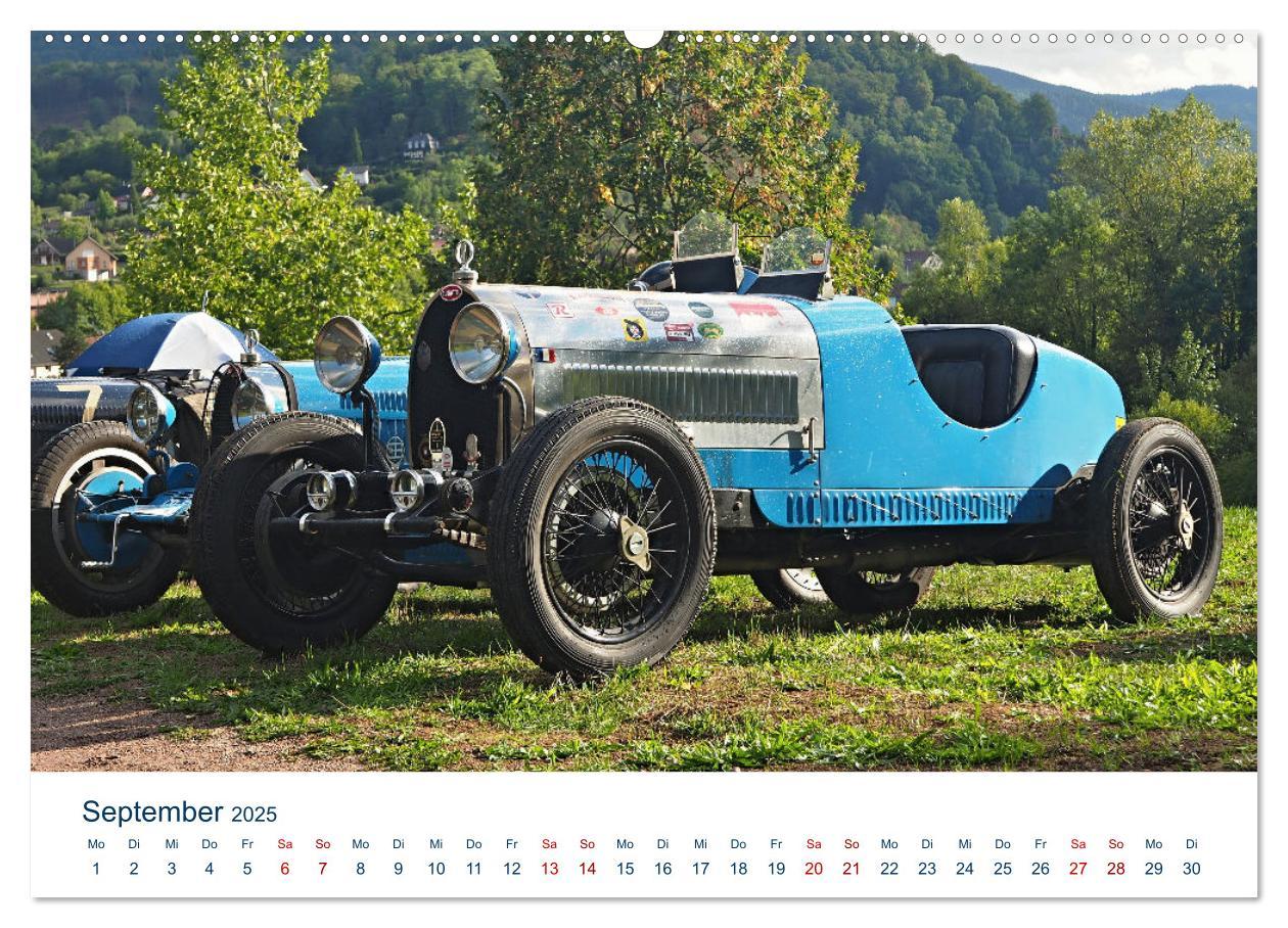 Bild: 9783383912993 | Bugatti Traumautos (Wandkalender 2025 DIN A2 quer), CALVENDO...