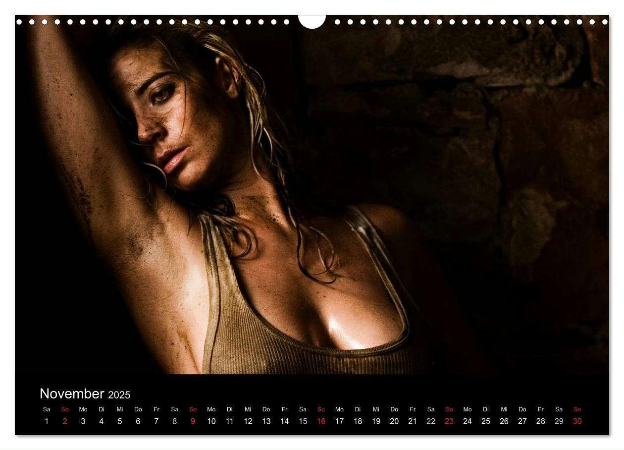 Bild: 9783435662234 | DIRTY GIRLS Frauen in Wasser und Öl (Wandkalender 2025 DIN A3...