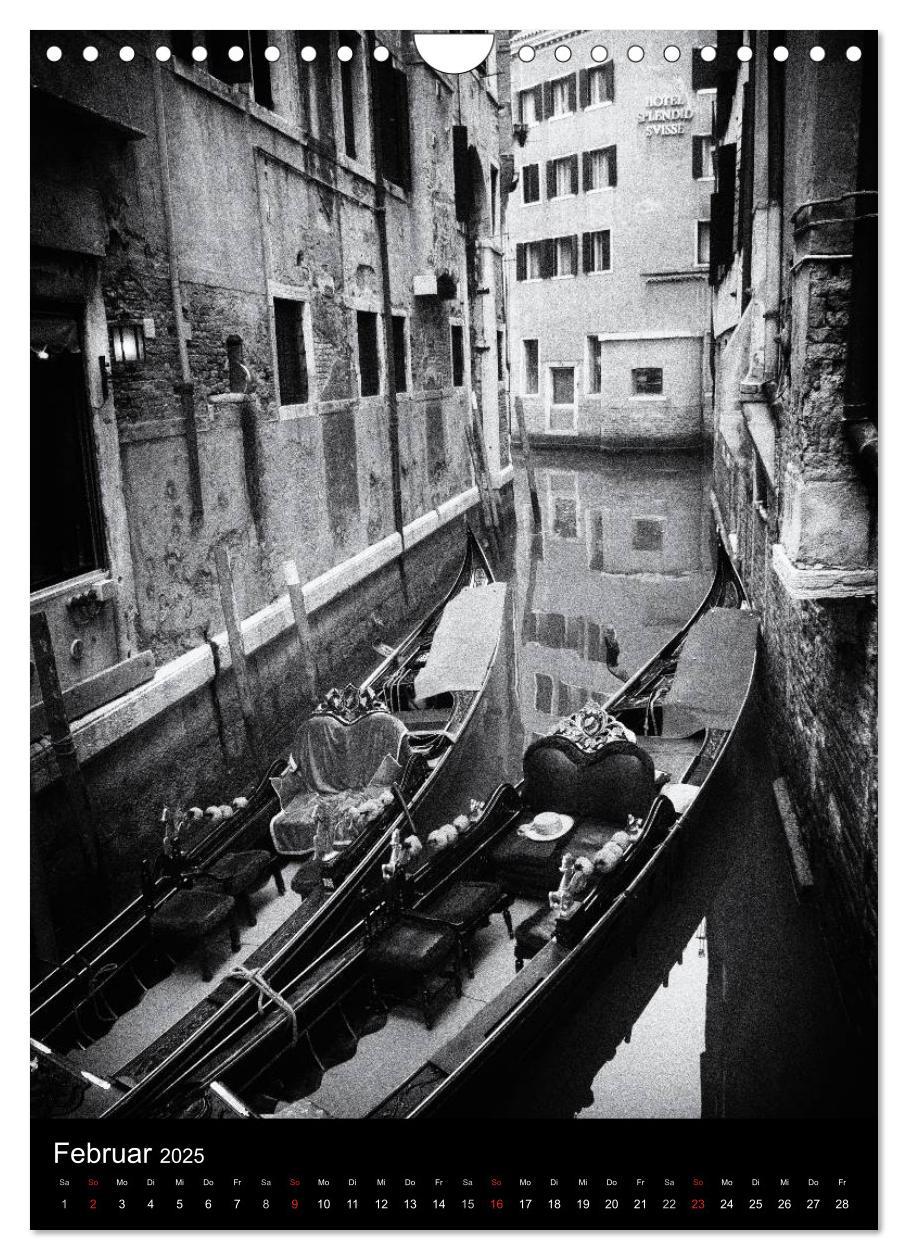 Bild: 9783457056509 | Venice Noir - Das etwas andere Venedig (Wandkalender 2025 DIN A4...