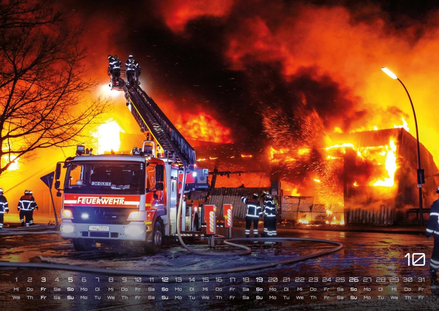 Bild: 9783986733988 | FIREFIGHTER - Retter in der Not - Feuerwehr - 2025 - Kalender DIN A2