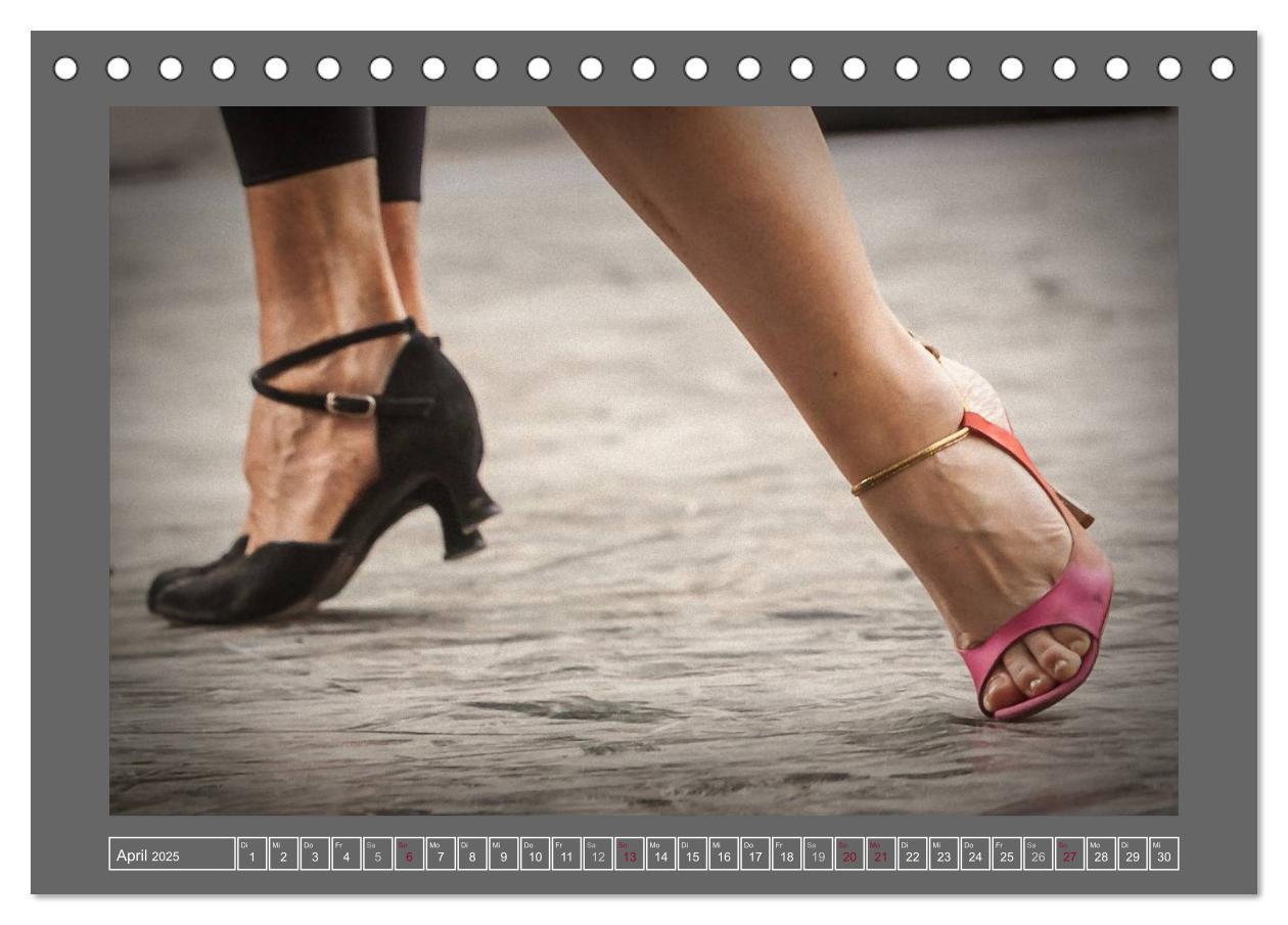 Bild: 9783435755912 | Tango feet (Tischkalender 2025 DIN A5 quer), CALVENDO Monatskalender