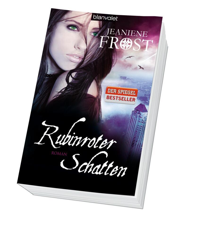 Bild: 9783442269235 | Rubinroter Schatten | Roman | Jeaniene Frost | Taschenbuch | 396 S.