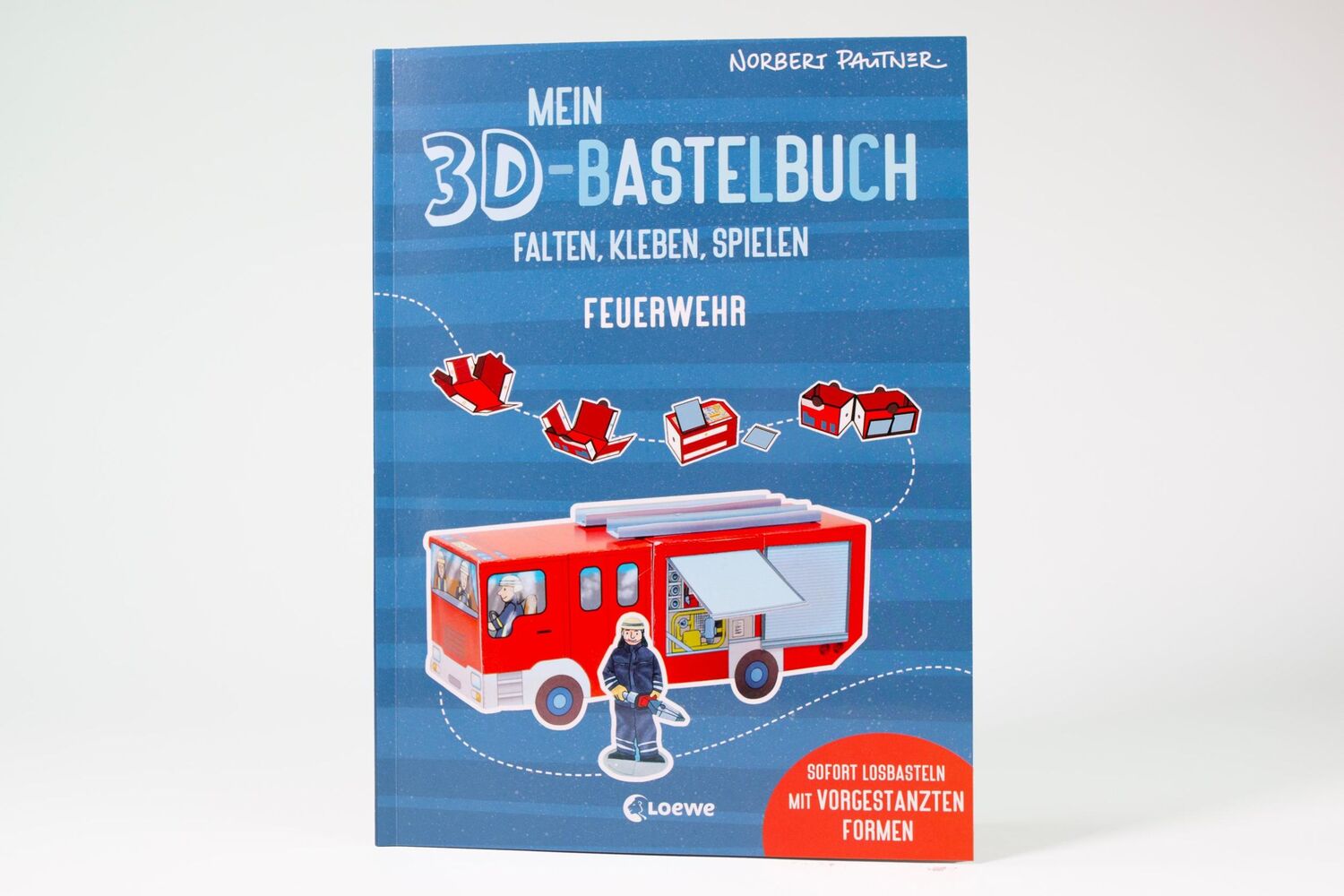 Bild: 9783743219427 | Mein 3D-Bastelbuch - Falten, kleben, spielen - Feuerwehr | Pautner