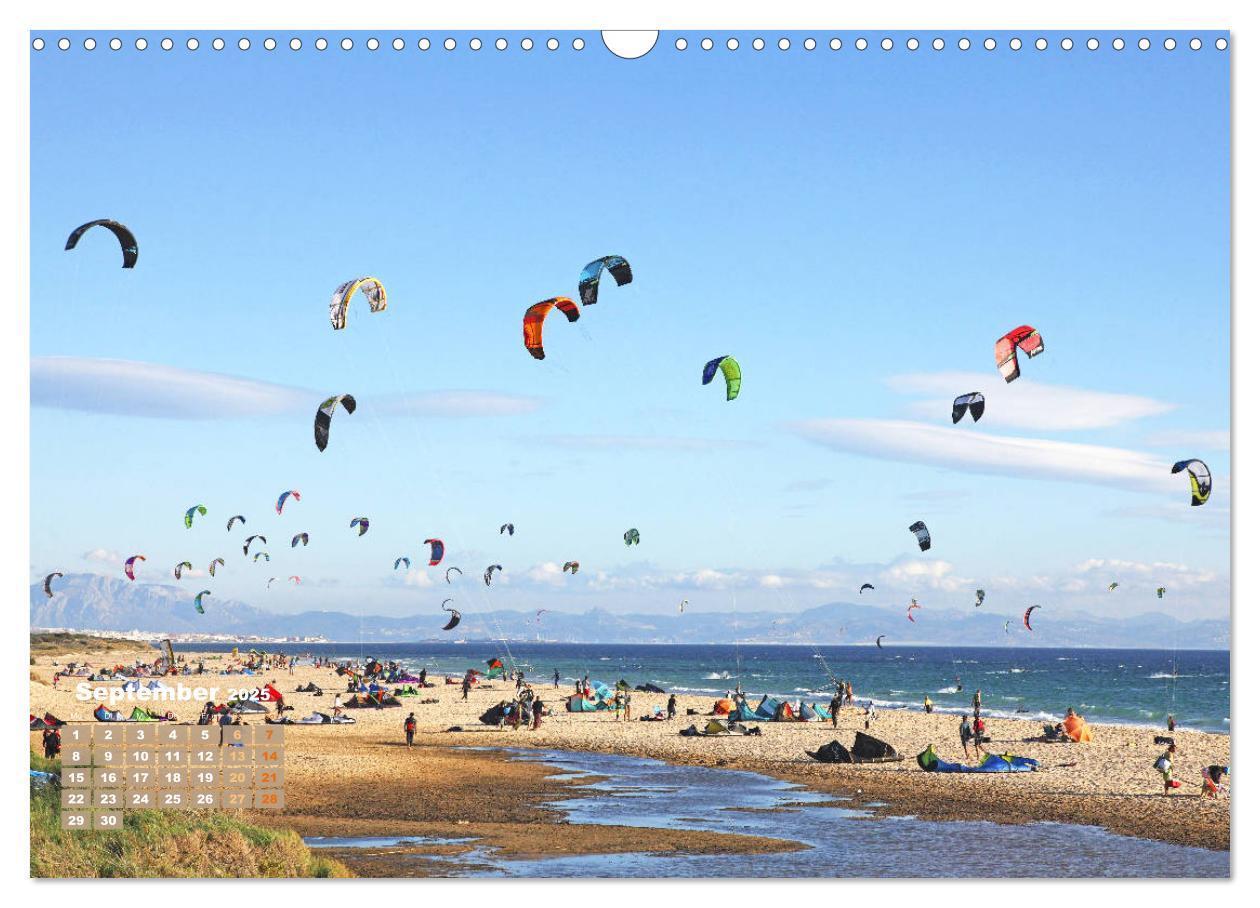 Bild: 9783457161319 | Kitesurfen: Mit Drachen am Meer (Wandkalender 2025 DIN A3 quer),...