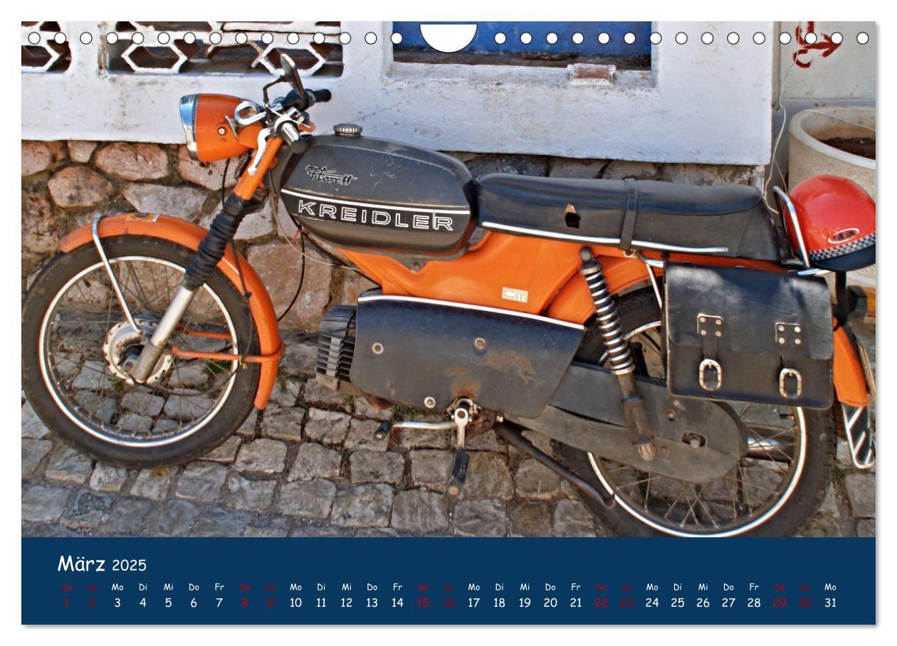 Bild: 9783435011032 | Vintage Mopeds (Wandkalender 2025 DIN A4 quer), CALVENDO...