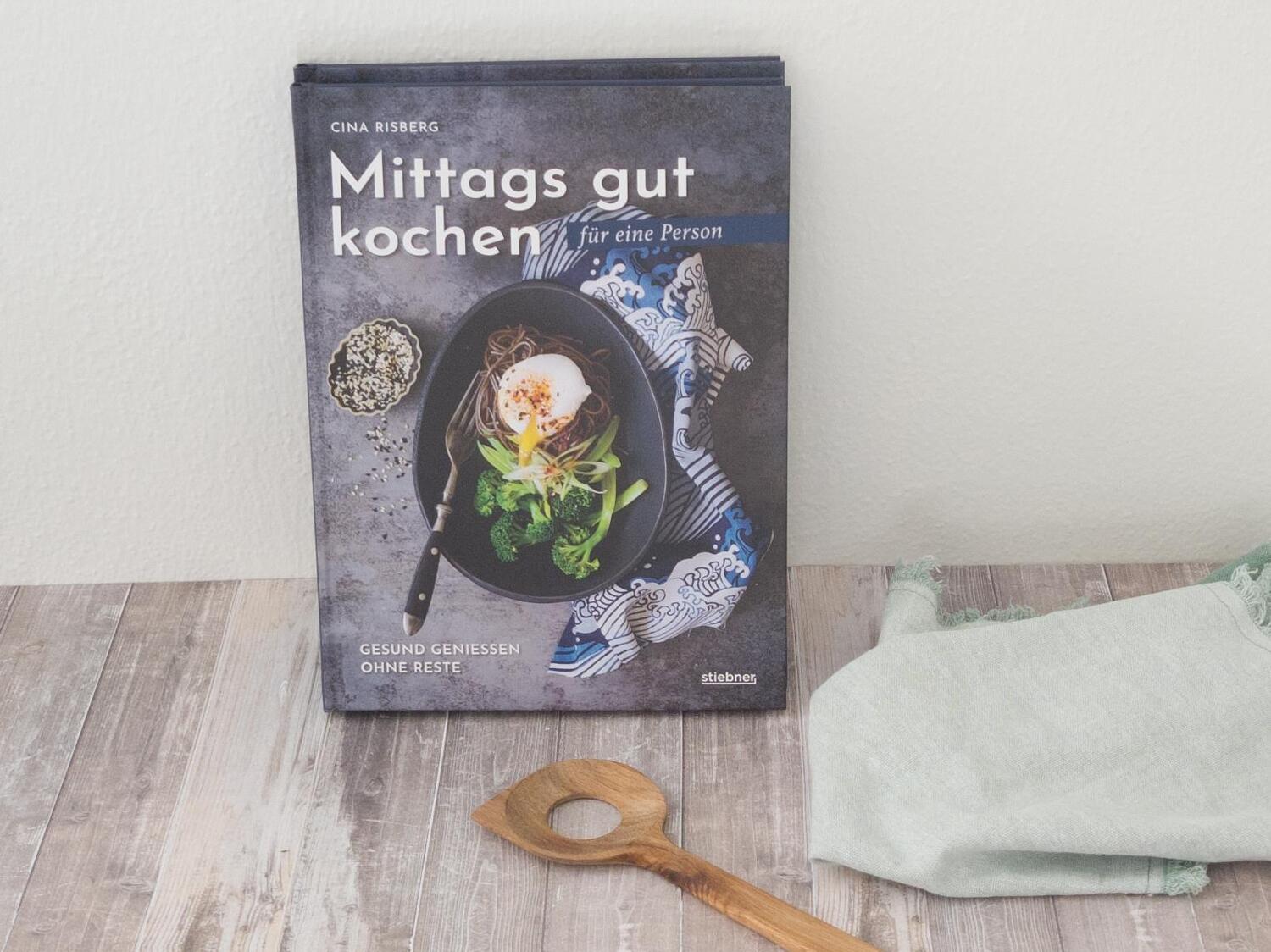 Bild: 9783830710639 | Mittags gut kochen für eine Person | Cina Risberg | Buch | 144 S.