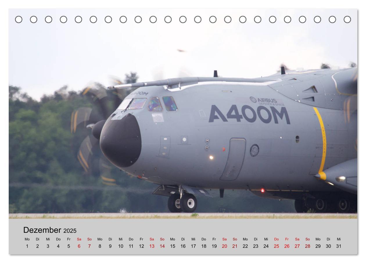 Bild: 9783435374601 | Transportflugzeug Airbus A400M Atlas (Tischkalender 2025 DIN A5...