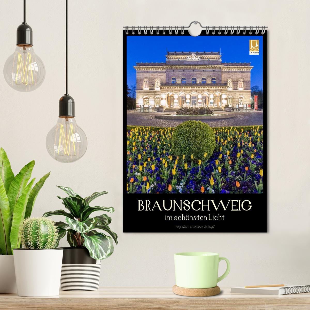 Bild: 9783457043509 | Braunschweig im schönsten Licht (Wandkalender 2025 DIN A4 hoch),...