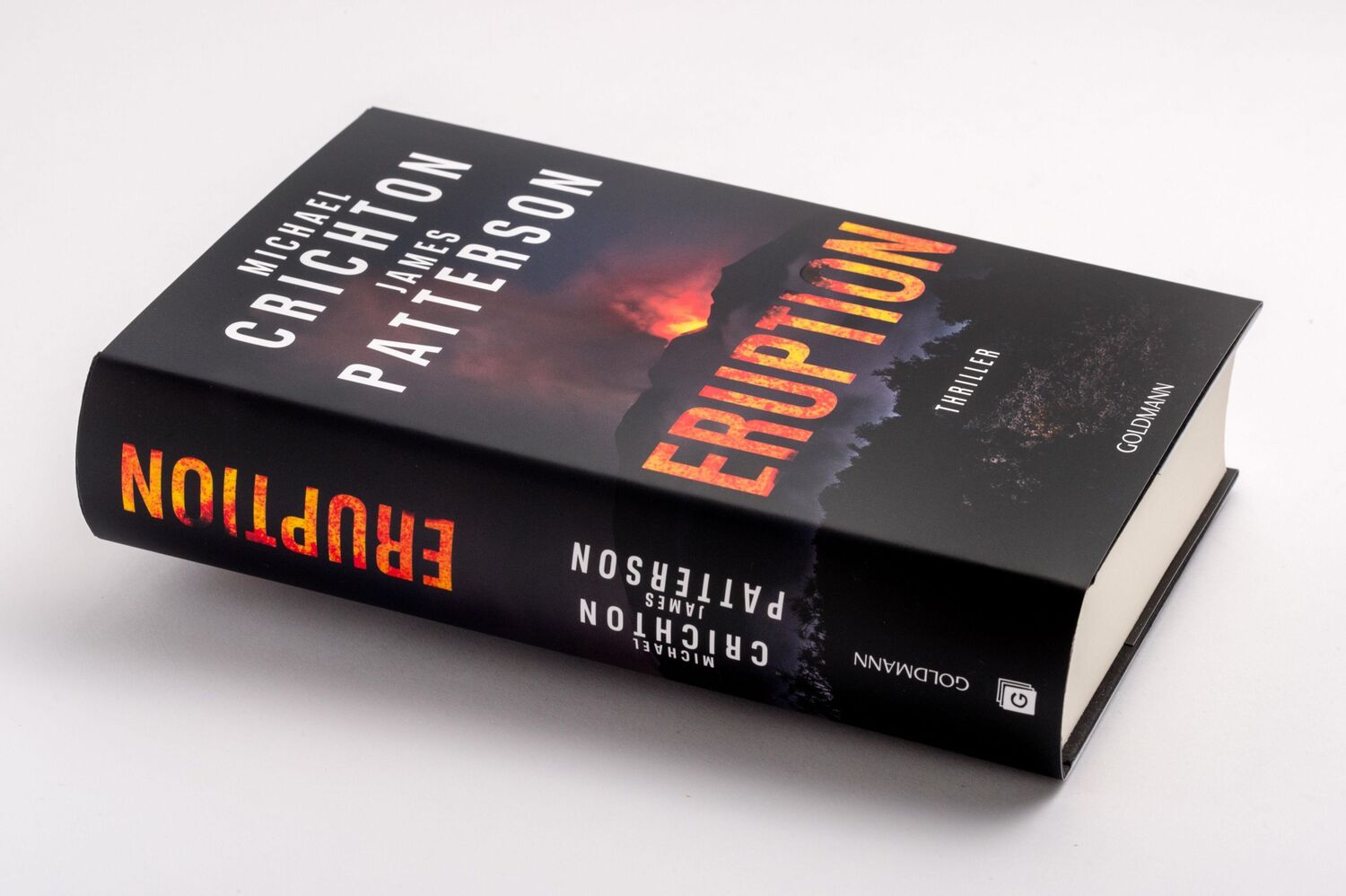 Bild: 9783442317714 | Eruption | Michael Crichton (u. a.) | Buch | 496 S. | Deutsch | 2024