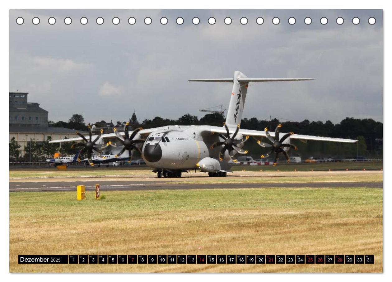 Bild: 9783435469765 | Augenblicke in der Luft: Airbus A400M (Tischkalender 2025 DIN A5...