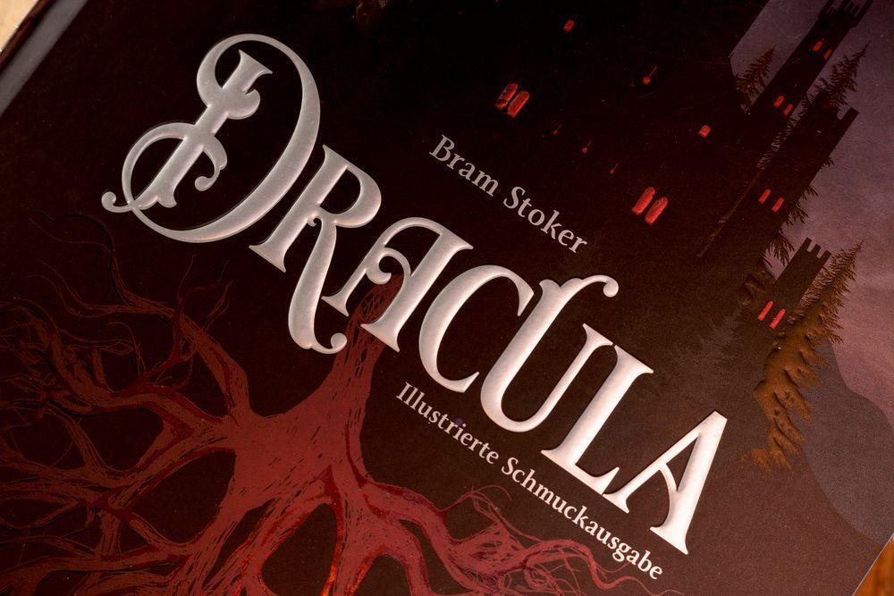 Bild: 9783649642244 | Dracula | Bram Stoker | Buch | Große Schmuckausgabe | 432 S. | Deutsch