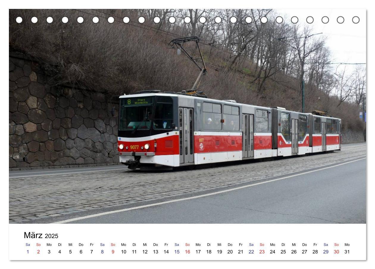 Bild: 9783435462728 | Straßenbahnen in Europa (Tischkalender 2025 DIN A5 quer), CALVENDO...