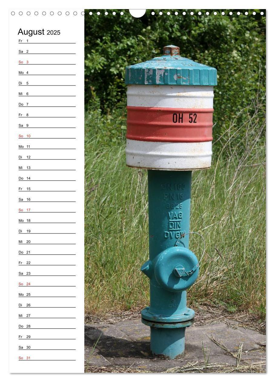 Bild: 9783457019986 | Nostalgie Hydranten (Wandkalender 2025 DIN A3 hoch), CALVENDO...