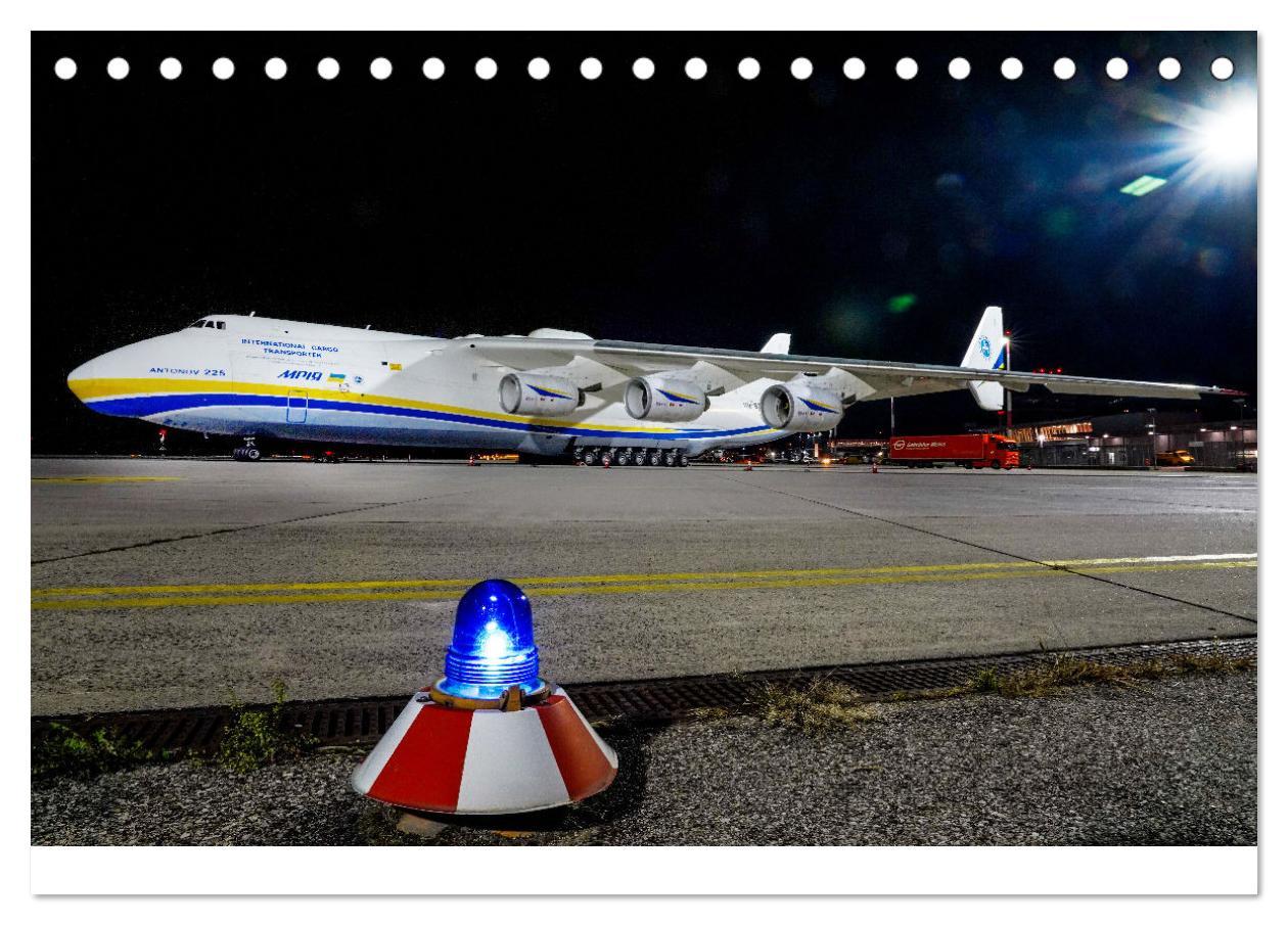 Bild: 9783383994814 | ANTONOV AN-225 "MRIJA" (Tischkalender 2025 DIN A5 quer), CALVENDO...