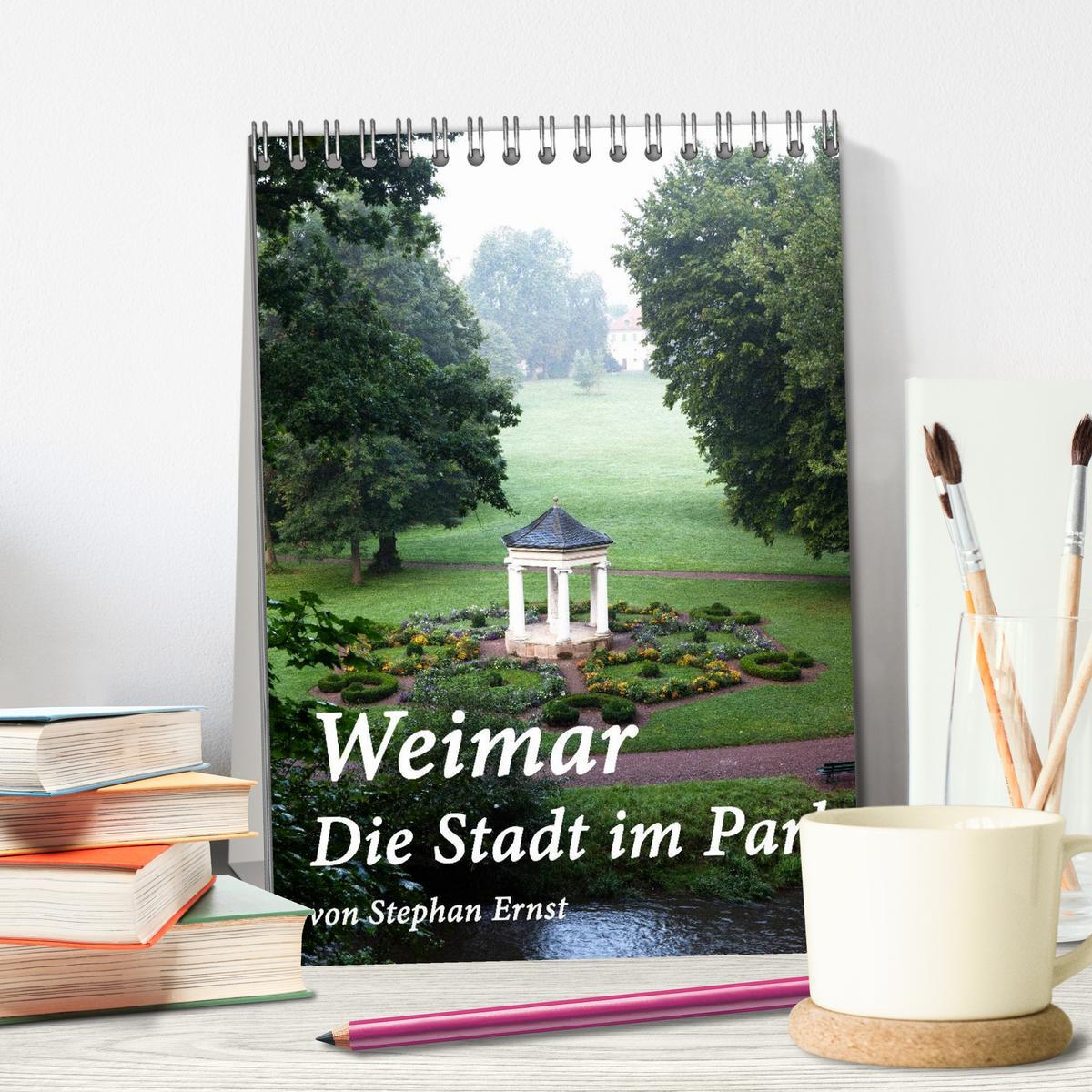 Bild: 9783457026656 | Weimar - Die Stadt im Park (Tischkalender 2025 DIN A5 hoch),...