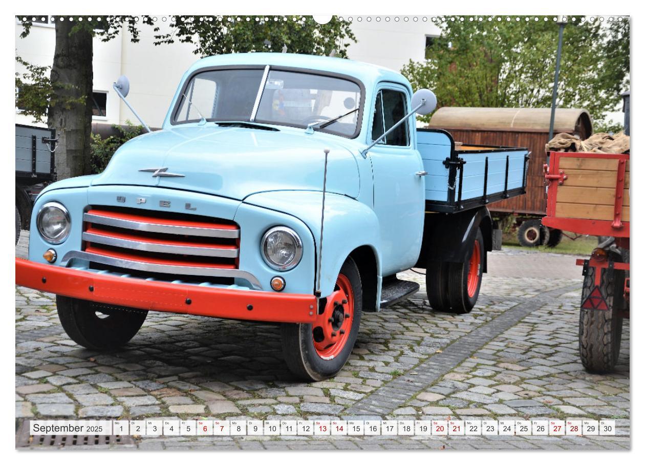 Bild: 9783383932137 | TRUCK - Oldtimer (Wandkalender 2025 DIN A2 quer), CALVENDO...