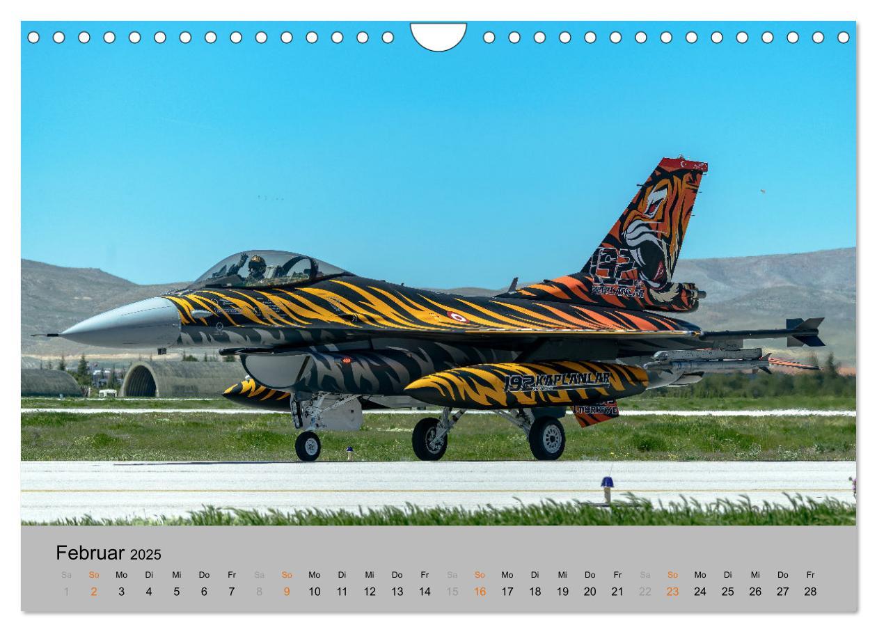 Bild: 9783383981463 | Kampfjet F-16 The Fighting Falcon (Wandkalender 2025 DIN A4 quer),...